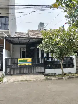 JARANG ADA !!! Rumah Adipura dekat Sumarecon Gedebage