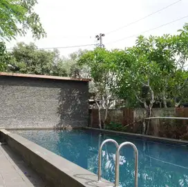 DiSEWAKAN / DIJUAL RUMAH ex-GUESTHOUSE dekat MALIOBORO