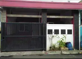 Dijual cepat!! Rumah murah  cluster ubud perum duta bintaro