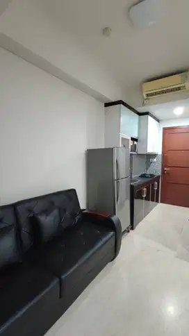 Disewakan Apartemen Royal Mediterania Garden, 1BR Furnish Luas 33 m2