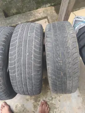 Ban GT 205/65 r 15  tubles