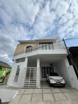 Rumah Hook Baru Gress Dau  Malang