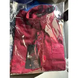 Jobb Gainess Kemeja Slim Fit Maroon