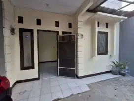 Di jual cepat rumah Cipondoh kota tangerang