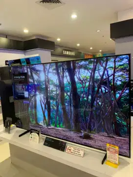 Samsung Crystal UHD