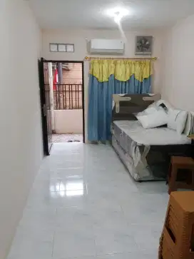Kost khusus wanita  ( sobat kost )