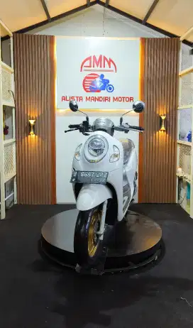 Scoopy Prestige 2023