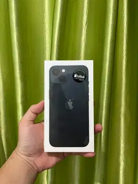 iPhone 13 128gb BNIB garansi resmi indonesia