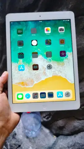 iPad Air 1 64gb ex resmi IBOX Wifi only batangan mulus normal murah