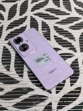 Oppo Reno 11f 5G 8/256 Gb Ungu