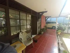 Rumah mewah murah Mainroad Jl Golf Cisaranten Binaharapan bandung