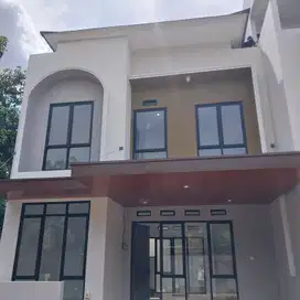 Rumah Mewah 2 Lantai Di Cirendeu Tangerang Selatan Dekat Lebak Bulus