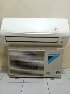 AC Daikin non inverter 1pk unit only