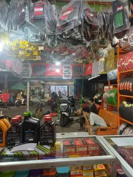 CARI MEKANIK BENGKEL SEPEDA MOTOR BERPENGALAMAN