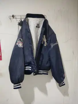 Misi mau jual hajet bomber tebal limbizkot made in usa msh bagus uk L