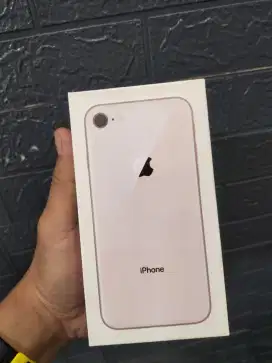 Iphone 8 64Gb garansi aman anti blokir mulus lengkap murah