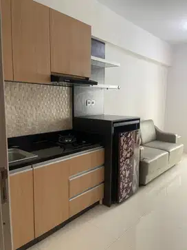 Disewakan tahunan Apartemen Gunawangsa Tidar Sby Type 2 Kamar Tidur