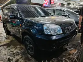 Nissan X-Trail 2005 Bensin