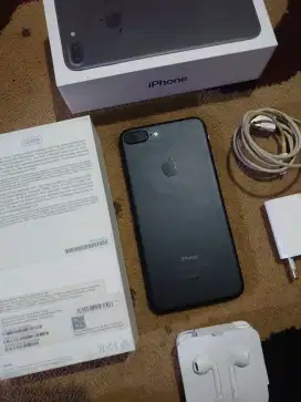 Iphone 7 plus 128 ibox black mate bh 100% mulus full set ori no minus