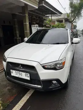 Dijual Outlender Sport Matic, type tertinggi PX Panoramik, th 2014