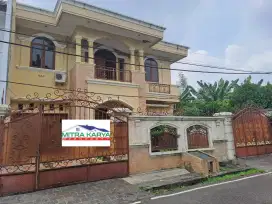 RUMAH MEWAH DI BILLYMOON PONDOK KELAPA