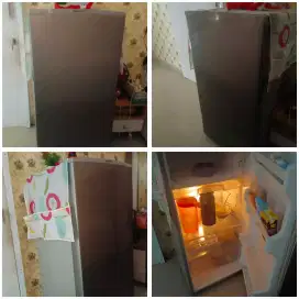 Dijual Meja TV + Kasur