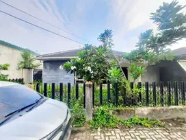 Rumah Pogung Jl Kaliurang Dekat Plemburan, UGM Jogja