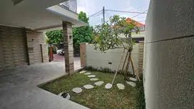 Rumah Semi Villa area Padonan dekat Canggu Badung Bali