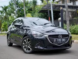 MAZDA 2 1.5 V AT 2015 GOOD CONDITION