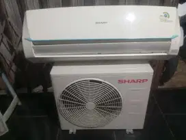 AC SHARP 1/2 PK LIKE NEW