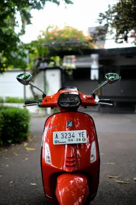 PIAGGIO VESPA SPRINT LED 2023