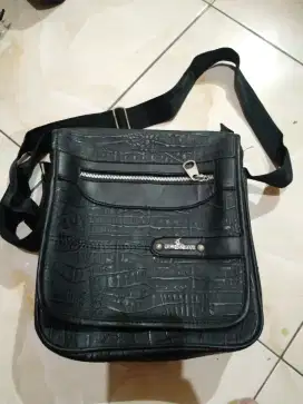 Tas selempang POLO STAR kulit