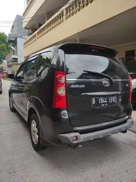 Toyota Avanza 2010 Bensin