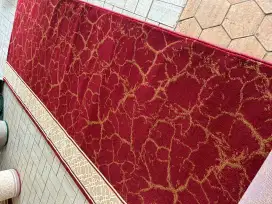 Spesiakis karpet masjid motif polos