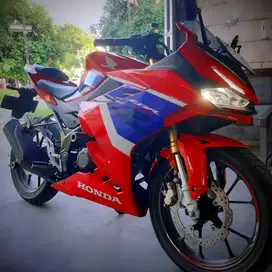 Honda CBR 150R 2022 Tricolor Limited Edition - KM Rendah, Kondisi OK !