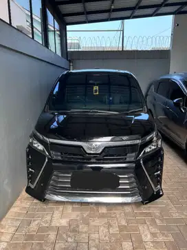 Toyota Voxy 2019 like new