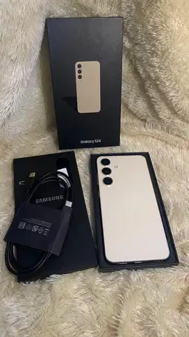 Samsung S24 8/512 GB