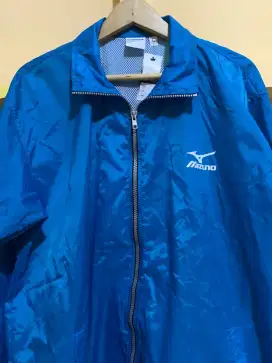 Mizuno Staff JACKET Parasut Running Essentials Athletic Nike Adidas