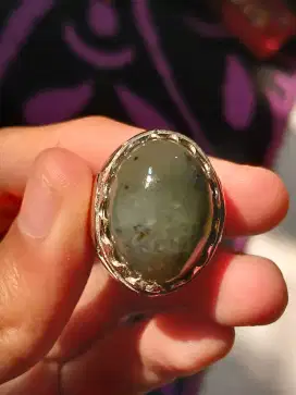 Cincin batu asli