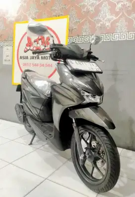 Honda Beat Deluxe Cbs iss Model Terbaru 2024 KM.1000 Free Helm & Jaket