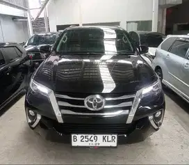 Fortuner 2.4 VRZ AT 2020