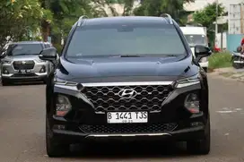 Hyundai Grand Santa Fe 2.2 Crdi Diesel AT Hitam 2019