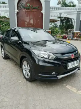 Honda HR-V 1.5 e Tahun 2016