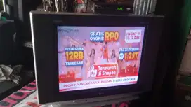 Dijual tv tabung slim merek LG 21inch+STB