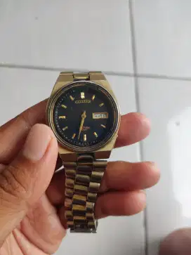 Misi maau jual jam tangan otomatis tanpa batre Citizen lok cirkot