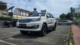 Toyota Fortuner V Matic 4x4 Bensin 2015