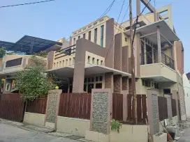 RUMAH MEWAH DI NAMAN REGENCY PONDOK KELAPA