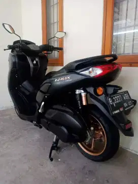 LOW KM! NEW NMAX CONNECTED KEYLESS HITAM DOFF PAJAK PANJANG KAYA BARU!