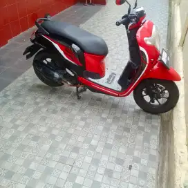 Jual motor Honda Scoopy donat THN 2020 tgn satu