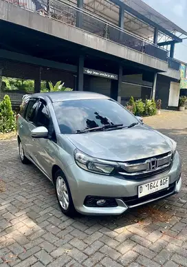 MURAH Honda MOBILIO E MT 18 AC Digital Facelift